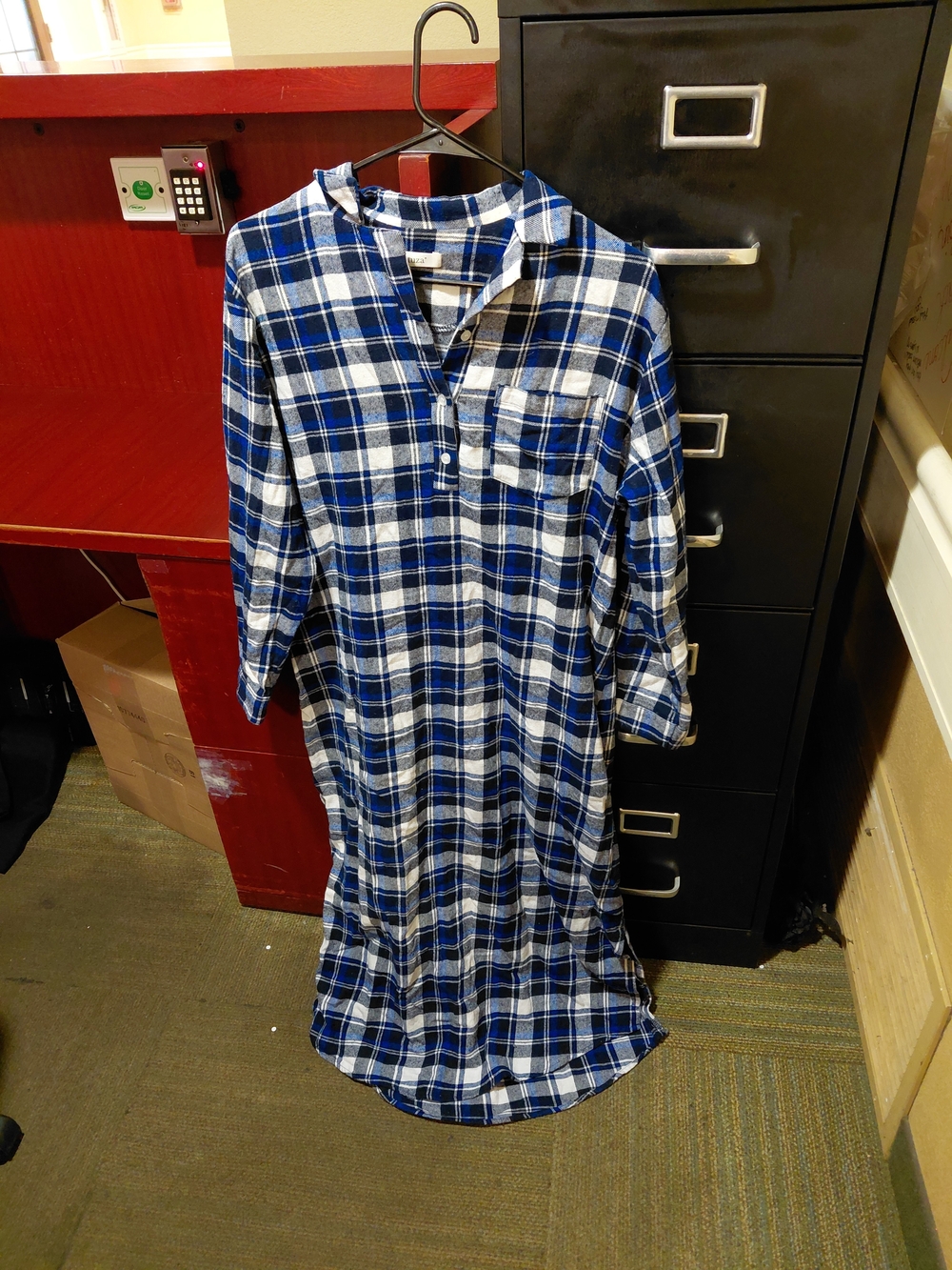Latuza. Medium long flannel night gown